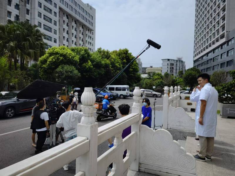 鹤城区广告片拍摄公司低成本实现高规格制作的诀窍